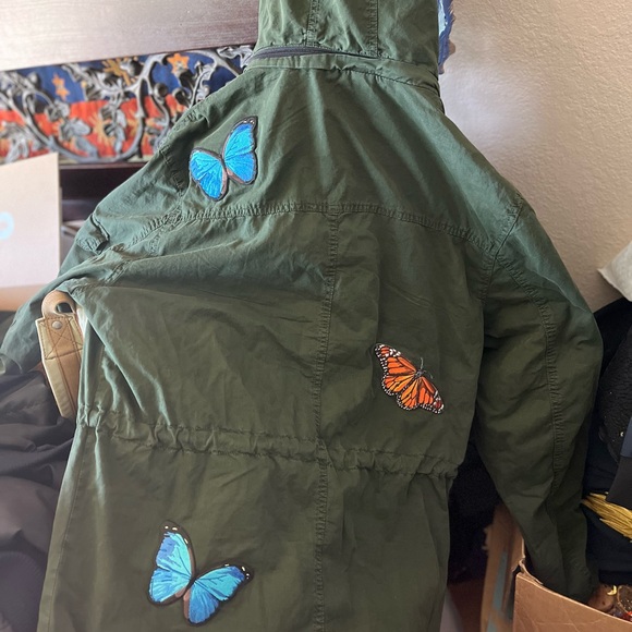 Butterfly jacket - Picture 4 of 4
